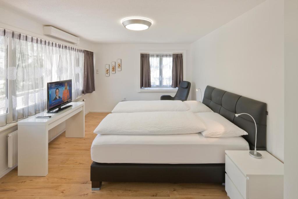 Hotel Central Бриг Экстерьер фото